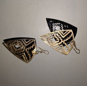 Soft metal earrings